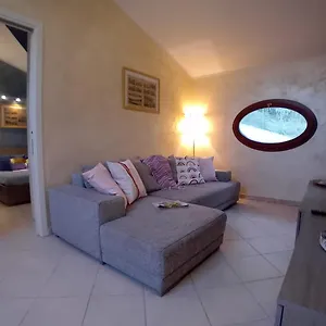 Appartamento La Mansarda Colorata, Rio Marina